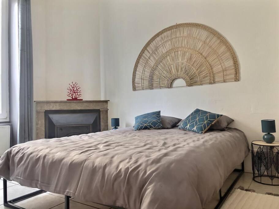 Appartement Elegant Et Confortable Cote Gare อัมเบรู-ออง-บูเจย์ ภายนอก รูปภาพ